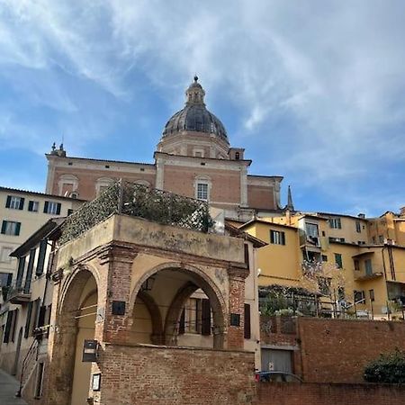 Nel Cuore Della Citta Siena Exterior foto