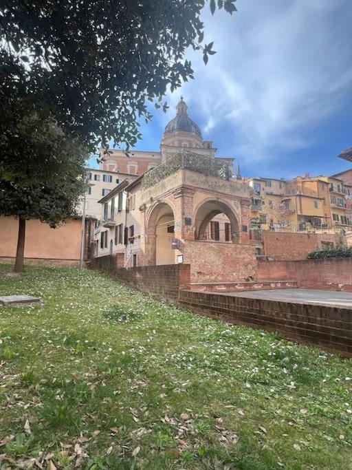 Nel Cuore Della Citta Siena Exterior foto